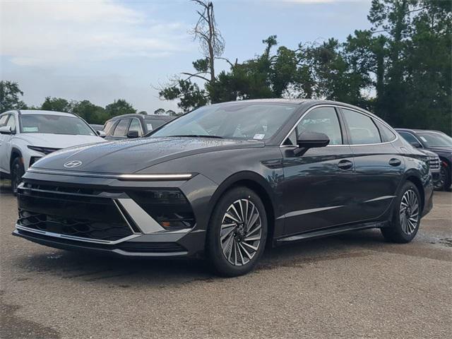 new 2025 Hyundai Sonata Hybrid car, priced at $30,831