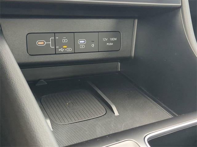 new 2025 Hyundai Sonata Hybrid car, priced at $30,831