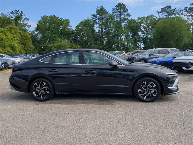 new 2025 Hyundai Sonata car, priced at $24,470