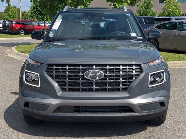 new 2025 Hyundai Venue car, priced at $24,233