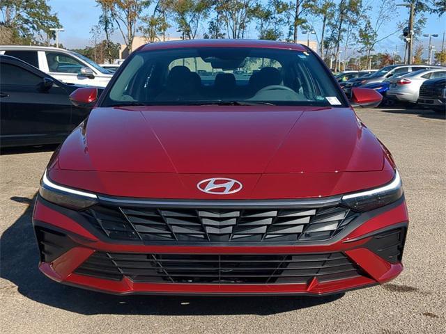 new 2025 Hyundai Elantra HEV car, priced at $26,571