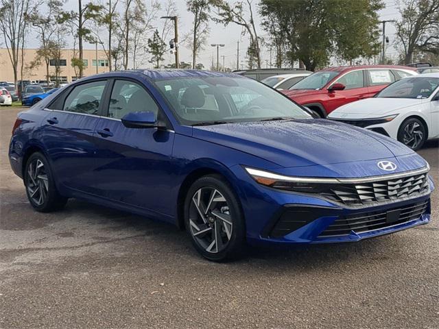 new 2025 Hyundai Elantra car, priced at $26,733