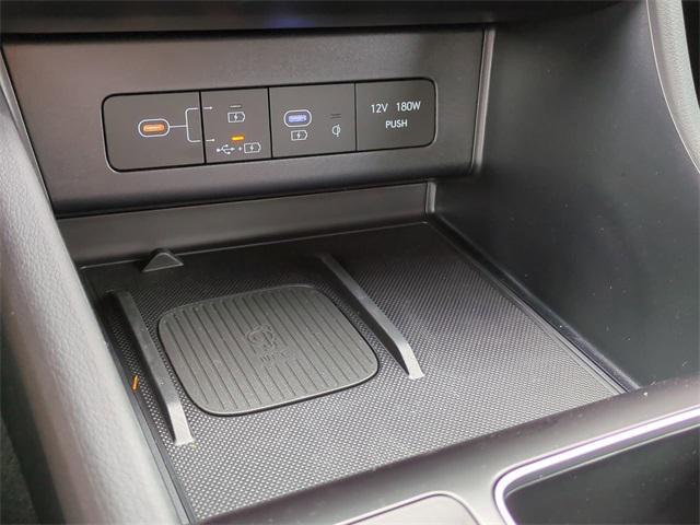 new 2025 Hyundai Sonata Hybrid car, priced at $27,636