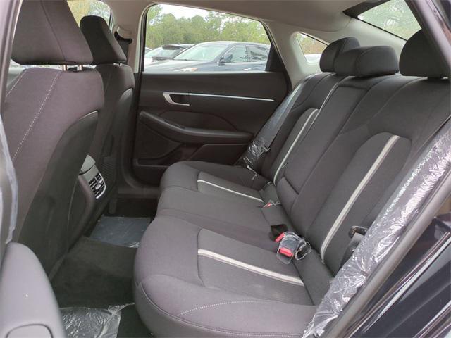 new 2025 Hyundai Sonata Hybrid car, priced at $27,636