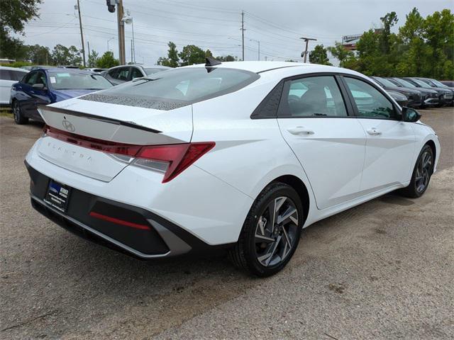 new 2025 Hyundai Elantra car, priced at $23,612