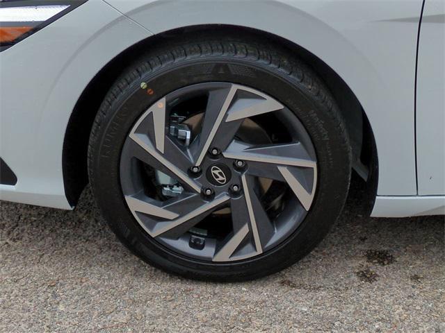 new 2025 Hyundai Elantra car, priced at $23,612