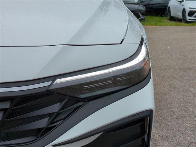 new 2025 Hyundai Elantra car, priced at $23,612