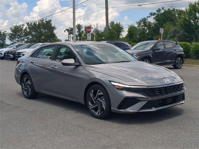 new 2025 Hyundai Elantra car, priced at $27,694
