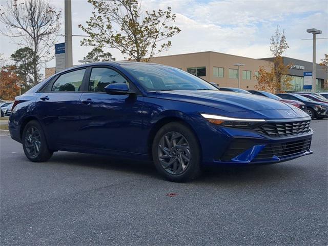 new 2025 Hyundai Elantra car, priced at $23,946