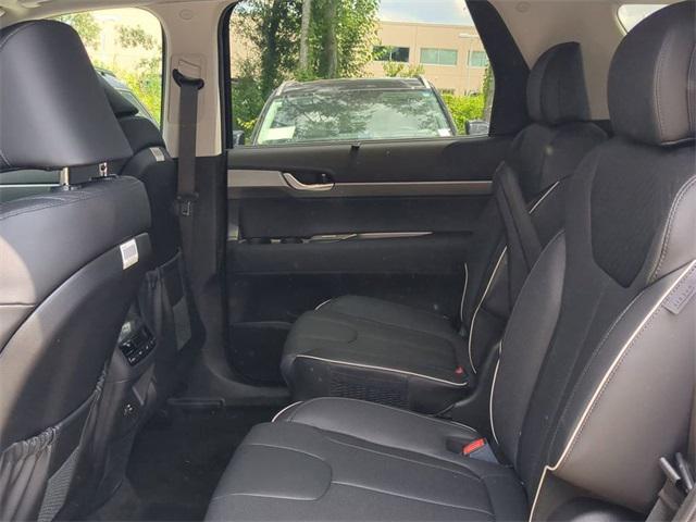 new 2025 Hyundai Palisade car, priced at $39,905