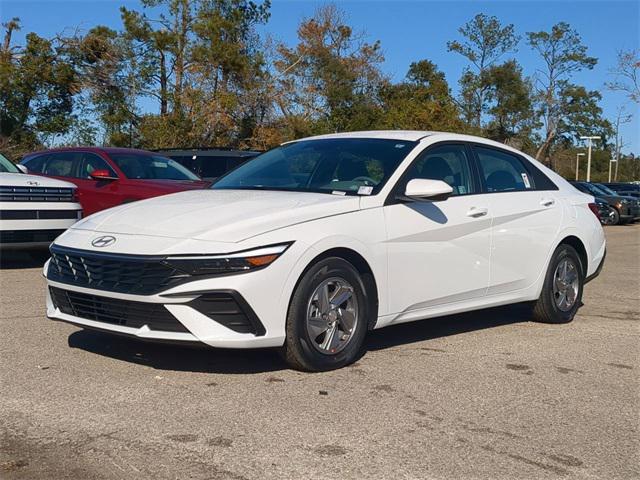 new 2025 Hyundai Elantra car, priced at $23,741