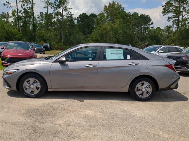 new 2025 Hyundai Elantra car, priced at $21,919