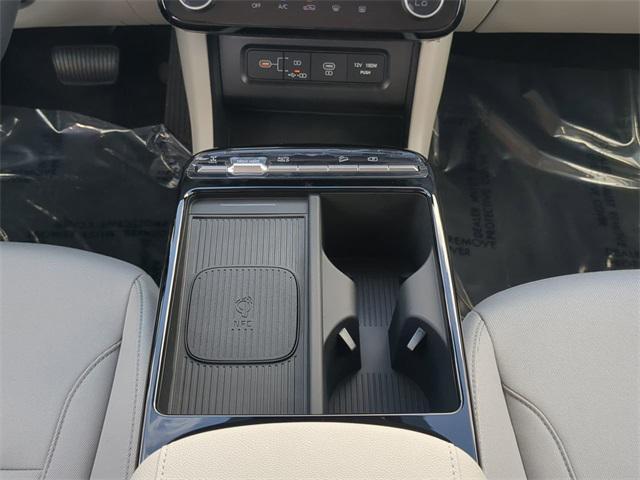 new 2025 Hyundai TUCSON Hybrid car, priced at $33,812