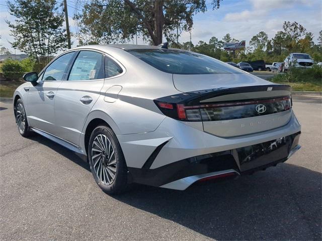 new 2024 Hyundai Sonata Hybrid car, priced at $30,880