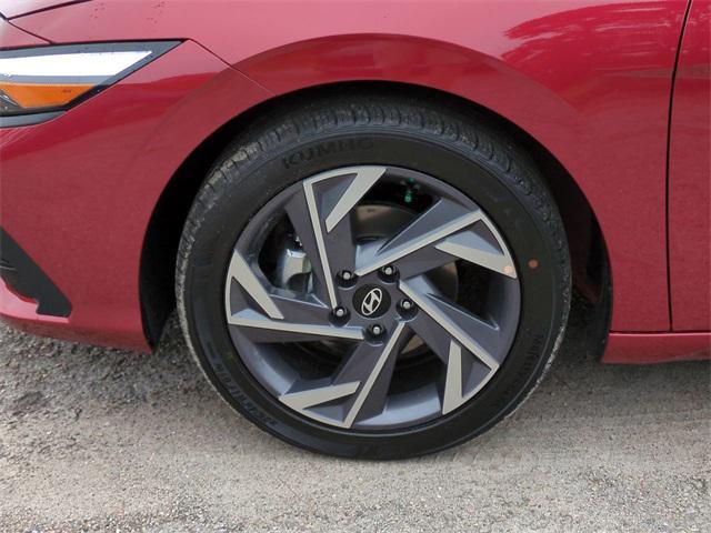 new 2025 Hyundai Elantra car, priced at $23,612