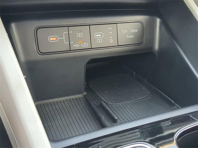 new 2025 Hyundai Tucson car, priced at $32,042