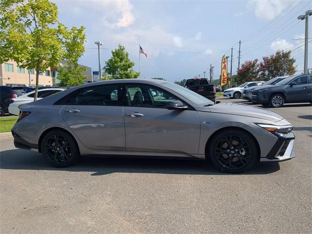 new 2024 Hyundai Elantra car, priced at $28,614