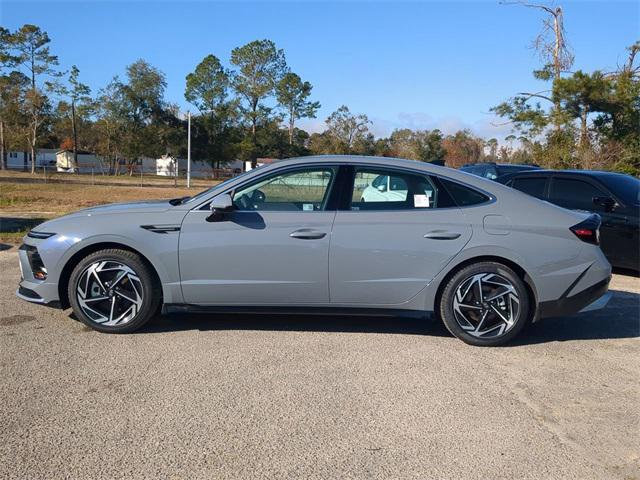 new 2025 Hyundai Sonata car, priced at $31,113