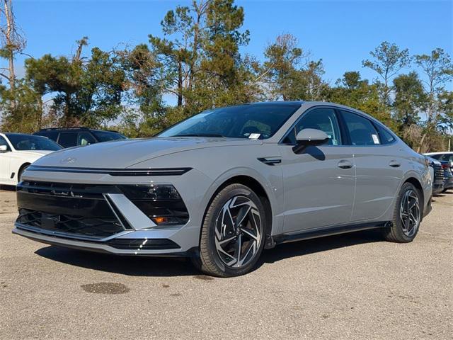 new 2025 Hyundai Sonata car, priced at $31,113