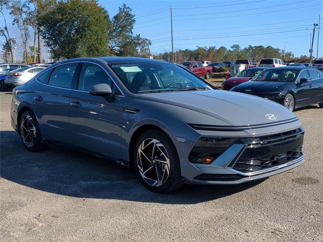 new 2025 Hyundai Sonata car, priced at $31,113