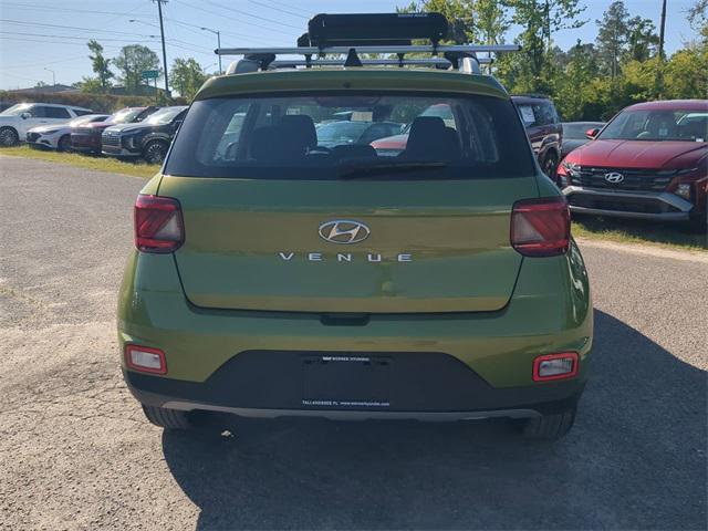 used 2022 Hyundai Venue car
