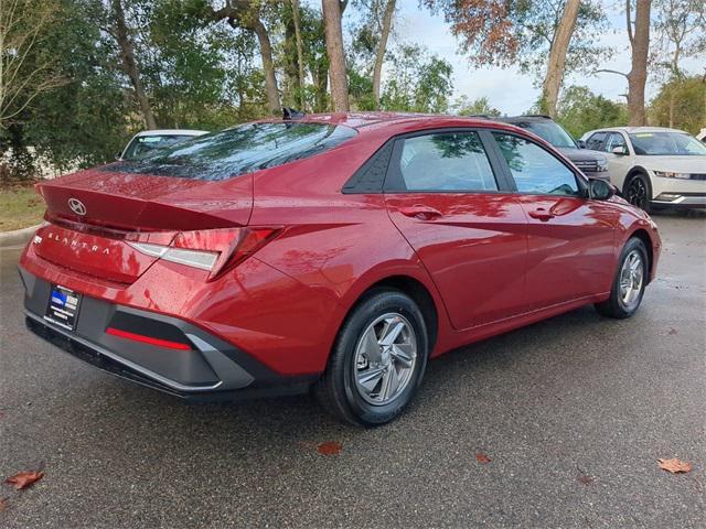 new 2025 Hyundai Elantra car, priced at $22,335