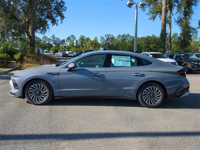 new 2025 Hyundai Sonata Hybrid car, priced at $27,716