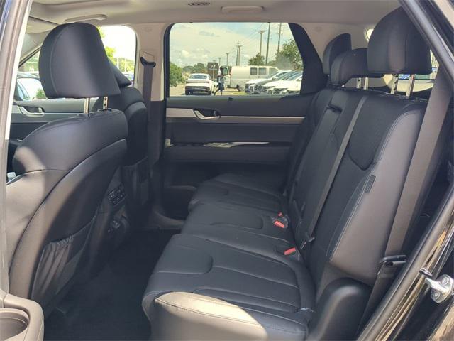 new 2025 Hyundai Palisade car, priced at $43,916