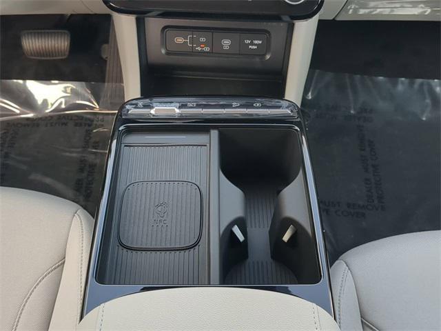 new 2025 Hyundai TUCSON Hybrid car, priced at $33,804