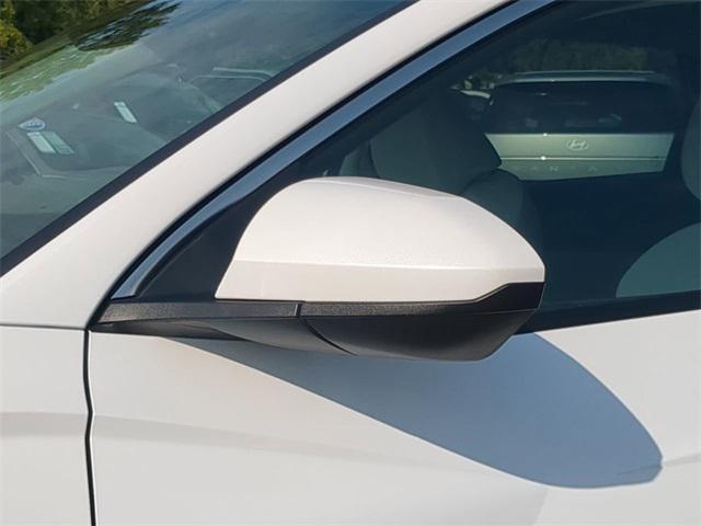 new 2025 Hyundai TUCSON Hybrid car, priced at $33,804