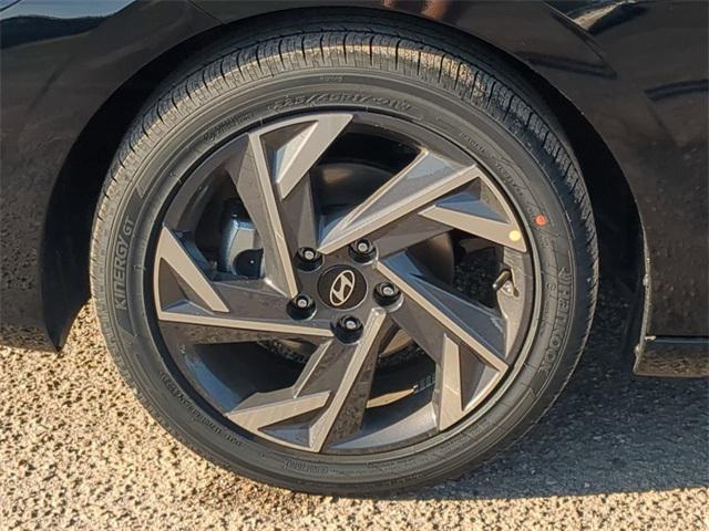 new 2025 Hyundai Elantra car, priced at $27,295