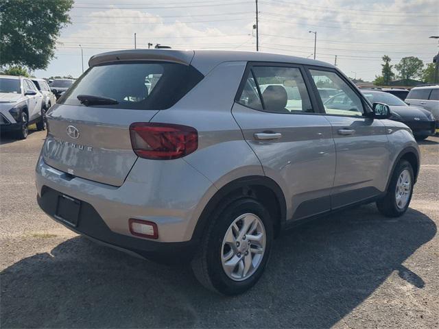 new 2025 Hyundai Venue car, priced at $21,667