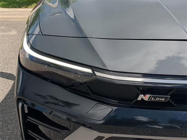 new 2025 Hyundai Elantra car, priced at $28,463