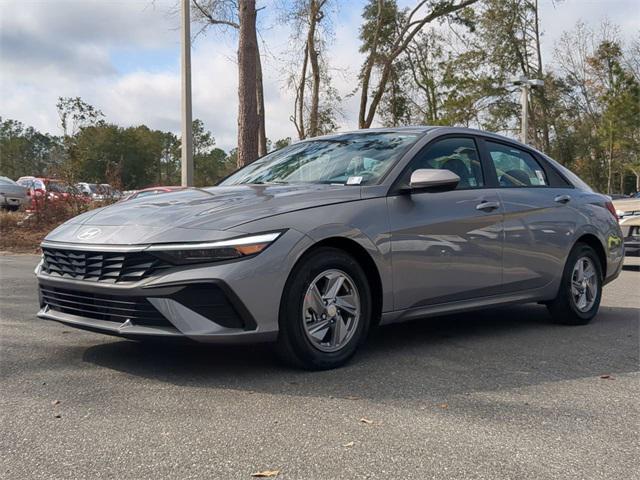 new 2025 Hyundai Elantra car