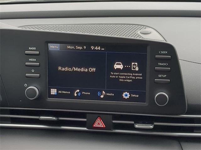 new 2025 Hyundai Elantra car
