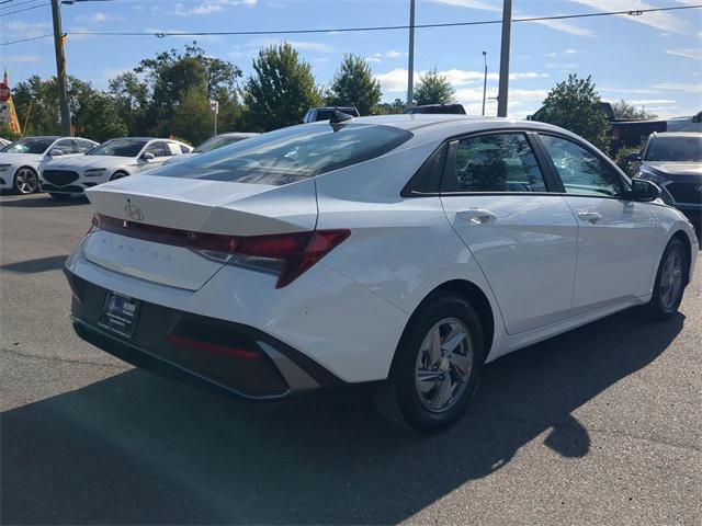 new 2025 Hyundai Elantra car, priced at $23,536