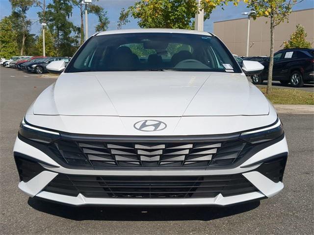 new 2025 Hyundai Elantra car, priced at $23,536