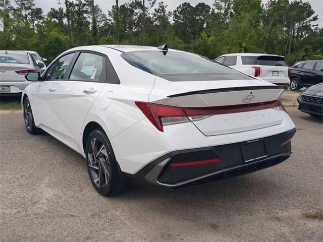 new 2025 Hyundai Elantra car, priced at $25,580