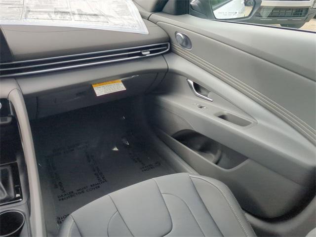 new 2025 Hyundai Elantra car, priced at $25,580