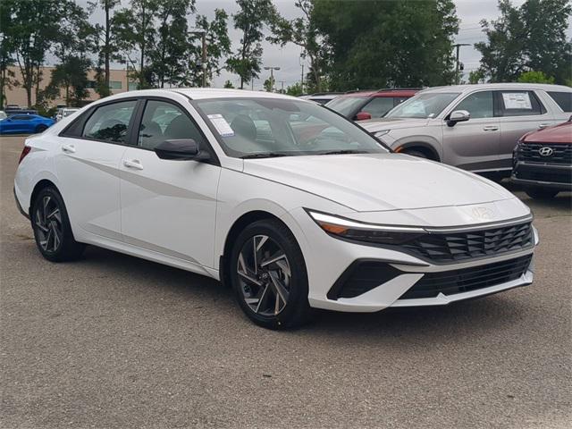 new 2025 Hyundai Elantra car, priced at $25,580