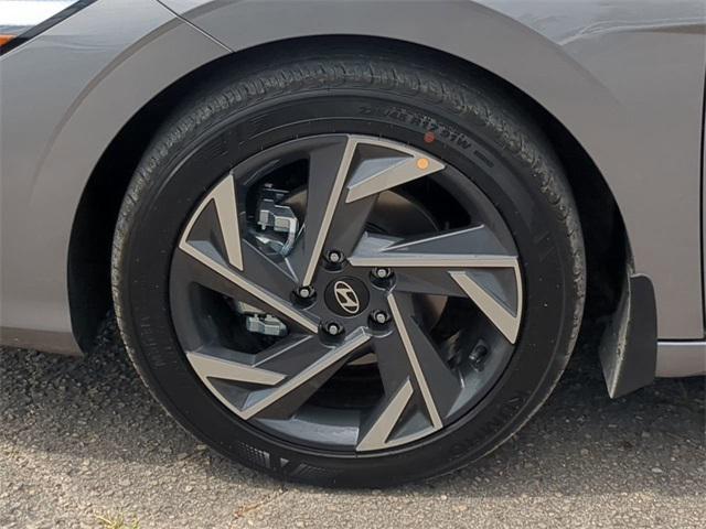 new 2025 Hyundai Elantra car, priced at $24,266
