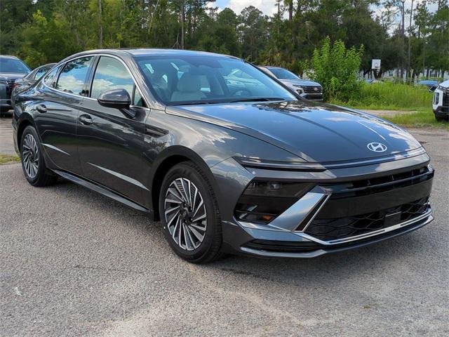new 2025 Hyundai Sonata Hybrid car, priced at $27,601