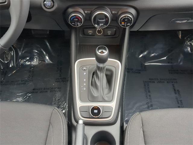 new 2025 Hyundai Venue car, priced at $21,275