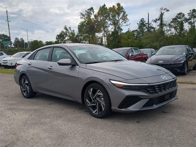 new 2025 Hyundai Elantra car, priced at $26,701