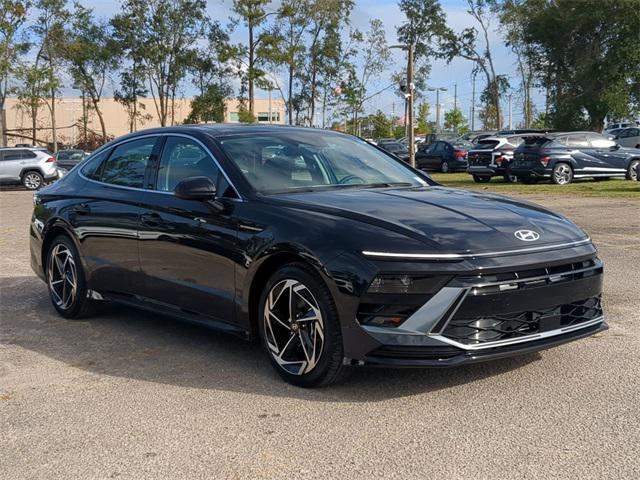 new 2025 Hyundai Sonata car, priced at $32,485