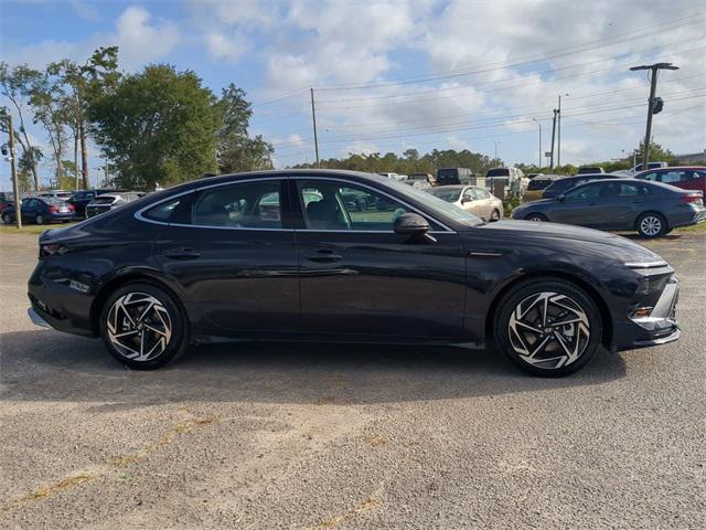 new 2025 Hyundai Sonata car, priced at $32,485