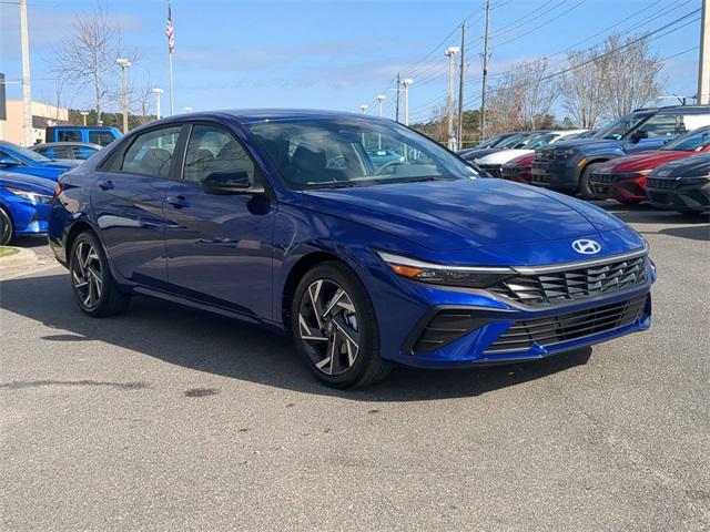 new 2025 Hyundai Elantra car, priced at $23,932