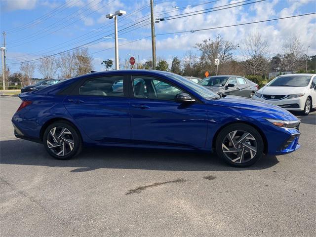 new 2025 Hyundai Elantra car, priced at $23,932