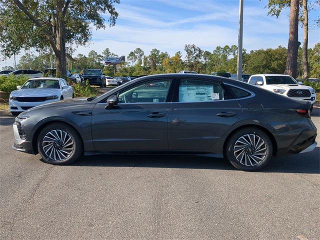 new 2024 Hyundai Sonata Hybrid car, priced at $38,910