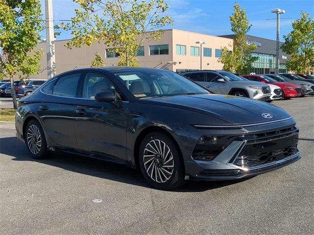 new 2024 Hyundai Sonata Hybrid car, priced at $38,910